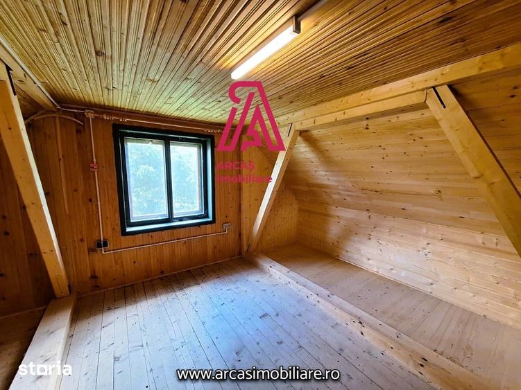 Casă cu 6 camere cu Teren 3665 Mp în Nocrich