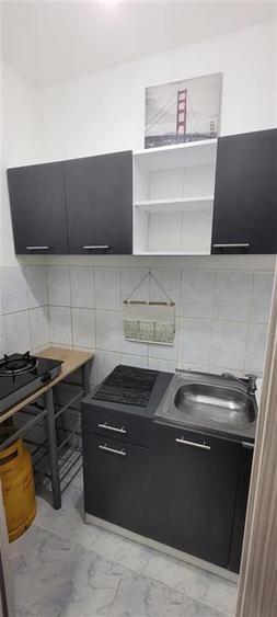 Garsonieră nedecomandată în Lipovei