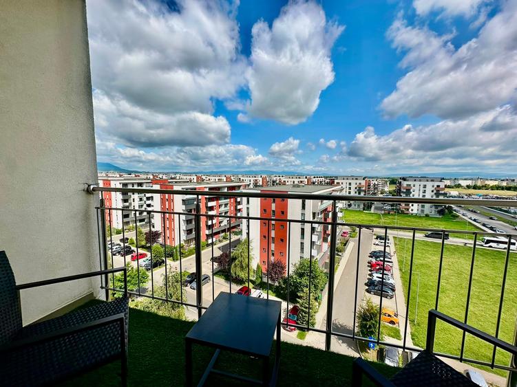 Apartament cu 2 camere decomandat în Avantgarden