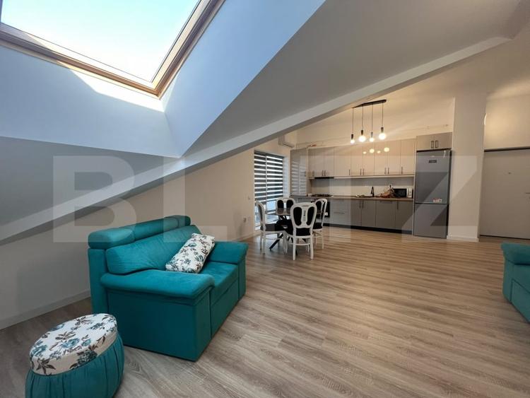 Apartament cu 2 camere semidecomandat, mobilat în Florești
