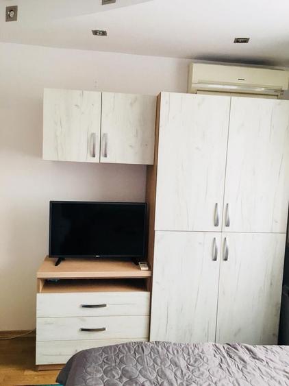 Apartament cu 2 camere semidecomandat în Dacia