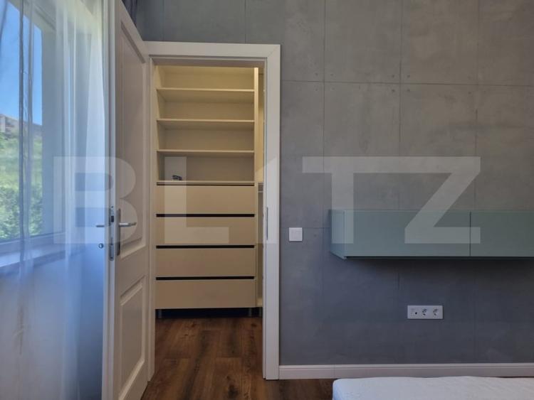 Apartament cu 2 camere semidecomandat, mobilat în Baciu