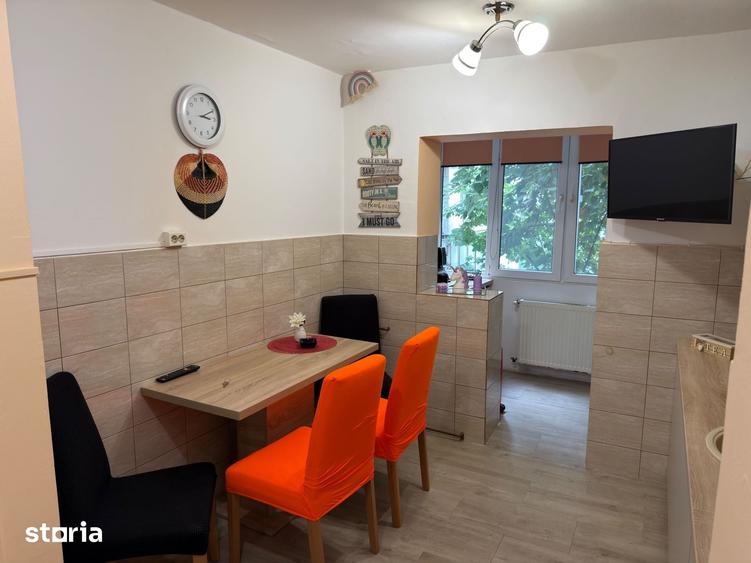Apartament cu 2 camere decomandat în Girocului