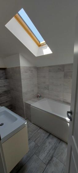 Apartament cu 2 camere semidecomandat în Valea Lupului