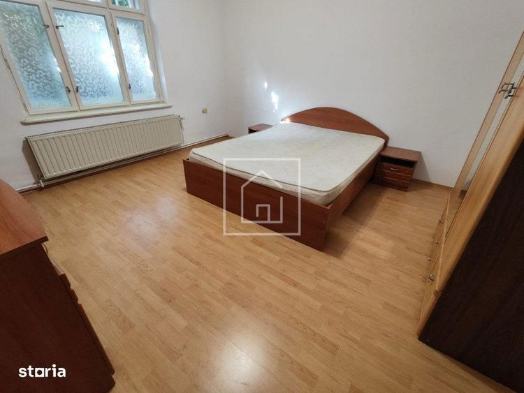 Apartament cu 3 camere decomandat, mobilat în Sub Arini