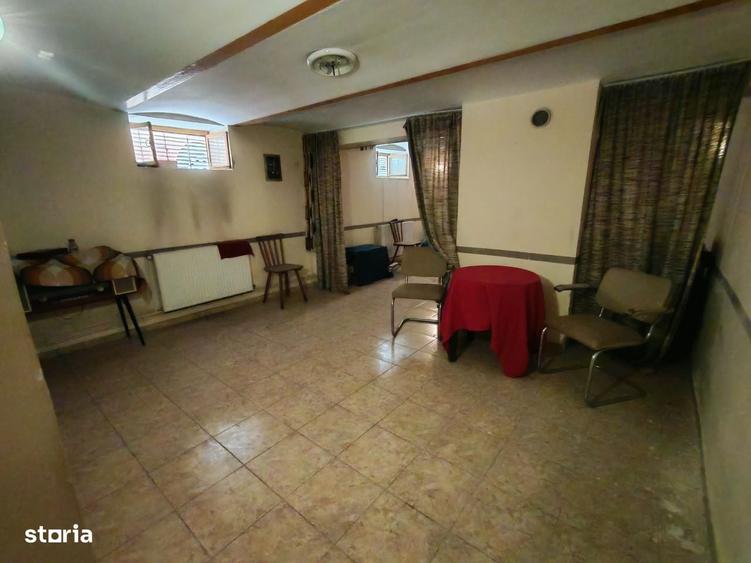 Casă cu 4 camere cu Teren 65 Mp în Unirii