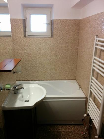 Garsonieră decomandată, mobilată în Gară