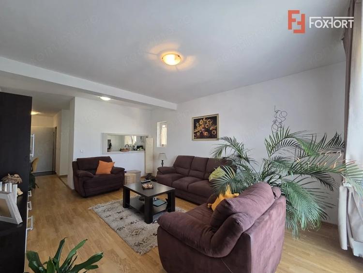 Apartament cu 2 camere decomandat în Subcetate