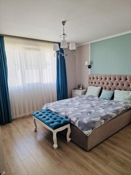 Duplex cu 4 camere cu Canalizare în Centura