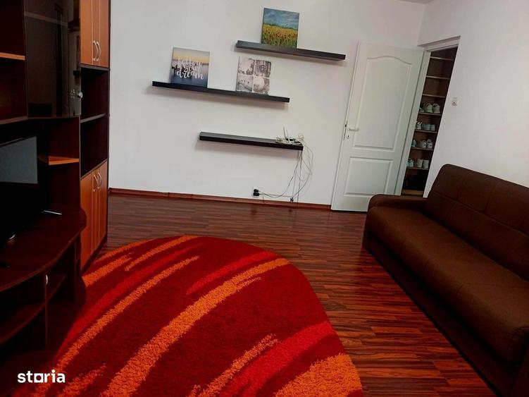 Apartament cu 2 camere decomandat în Trivale