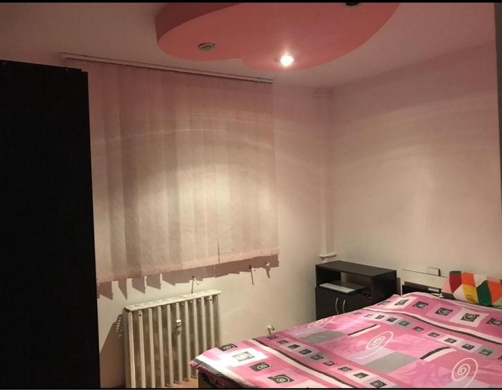 Inchiriez apartament DOUA camere transformat in TREI CAMERE DECOMANDATE METROU PACII - 1