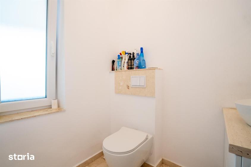 Casă cu 4 camere cu Teren 340 Mp în Paleu