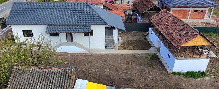 Casă cu 3 camere în Central