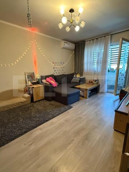 Apartament cu 3 camere decomandat, mobilat în Astra