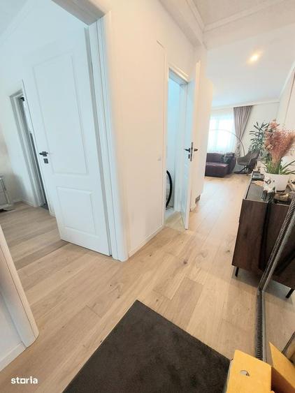 Casă cu 4 camere cu Teren 450 Mp în Central