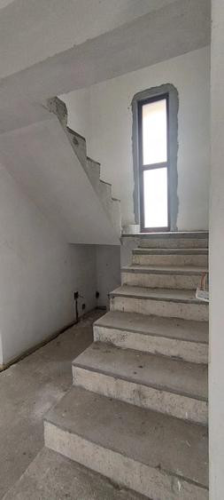 Casă cu Teren 747 Mp în Sânandrei