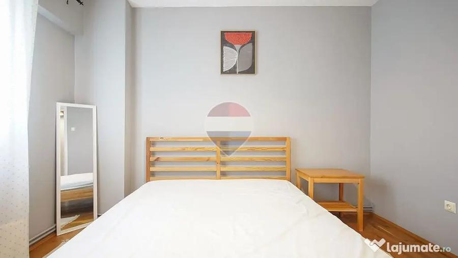Apartament cu 4 camere decomandat în Centrul Civic