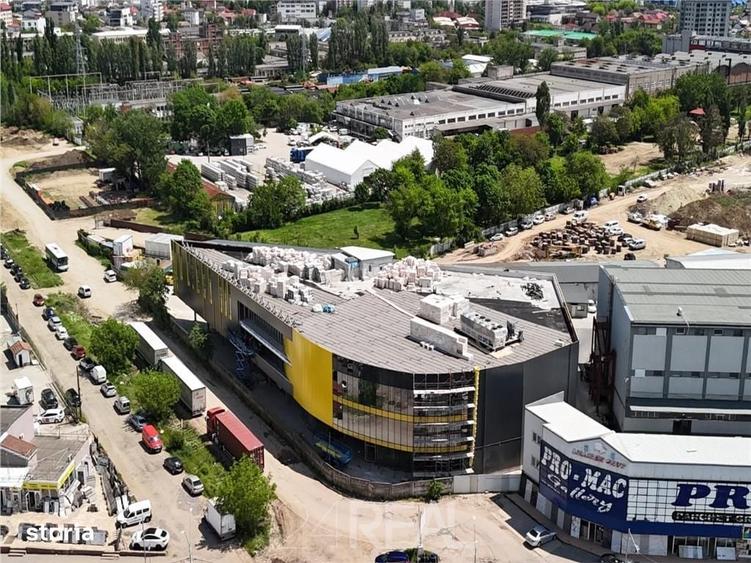 Spațiu comercial, de 100 mp, în Central