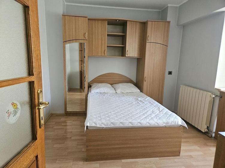 Apartament 3 camere centru piata - 8