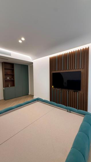 Apartament cu 3 camere semidecomandat în Nord