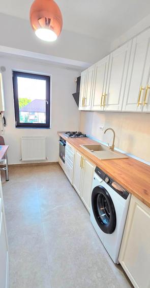 Apartament cu 2 camere decomandat în Valea Adâncă