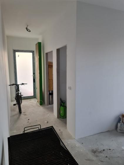Casă individuală cu 2 camere cu Canalizare în Brăniștari