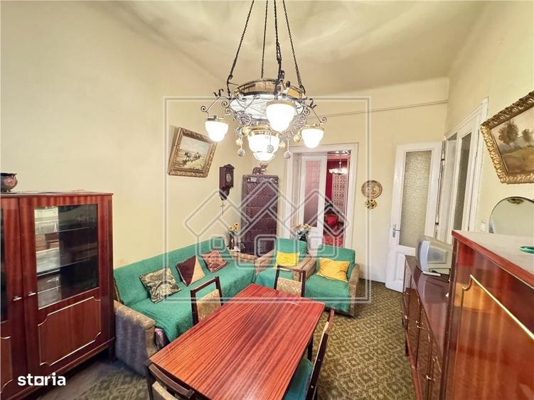 Apartament cu 2 camere în Ultracentral