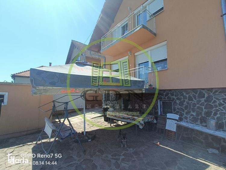 Casă cu 4 camere cu Teren 550 Mp în Central