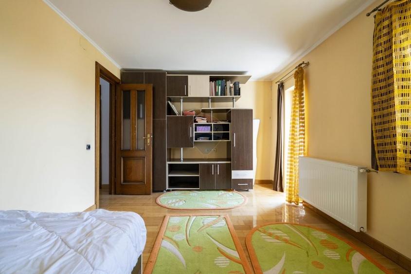 De vânzare casă cu 6 camere in Santandrei - 13