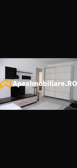 Apartament cu 3 camere semidecomandat, mobilat în Drumul Taberei