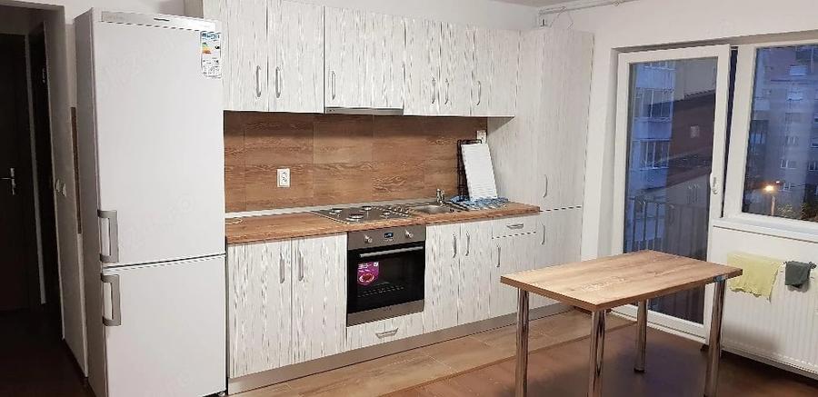 Apartament cu 2 camere semidecomandat în Lugojului