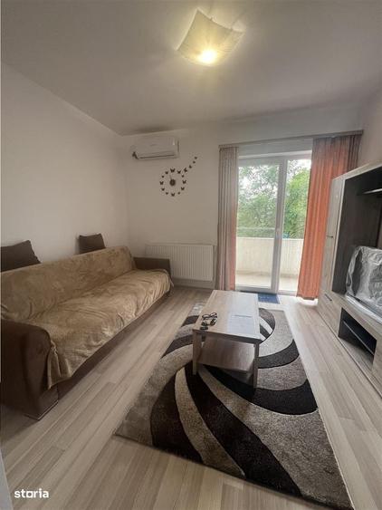 Garsonieră decomandată în Berceni