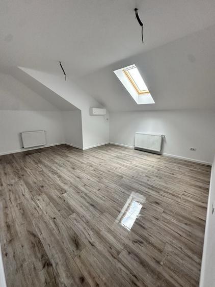 Apartament cu 3 camere decomandat în Bragadiru