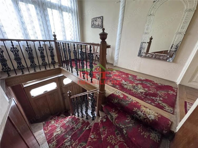 Casă cu 2 camere cu Teren 938 Mp în Sud