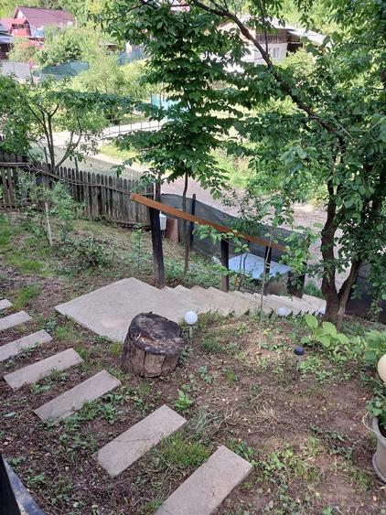 Teren de 800 mp, în Scorțeni