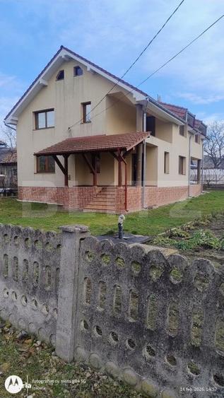 Casă cu 4 camere în Central