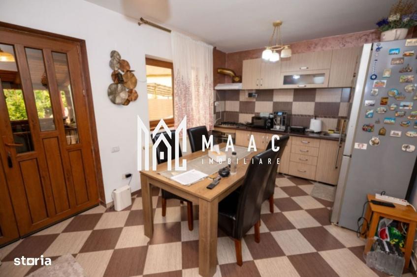 Casă cu 4 camere în Dealu Malului