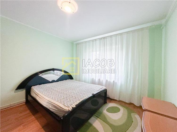Apartament cu 2 camere decomandat în Mioriței