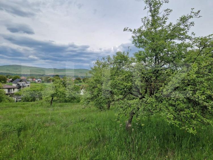 Teren de 1000 mp, în Gilău