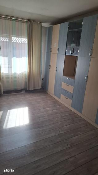 Apartament cu 5 camere în Central