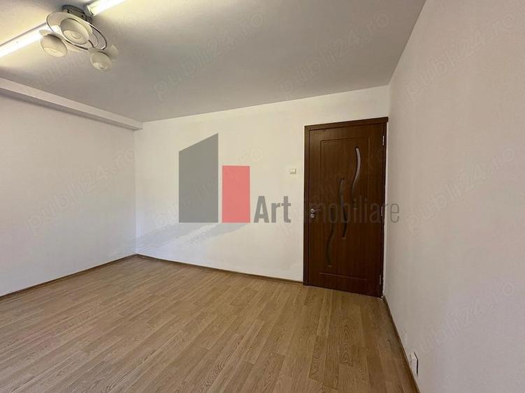 Apartament cu 2 camere decomandat în Sebastian