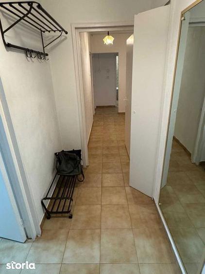 Apartament cu 3 camere decomandat în Berceni — fotografia 1