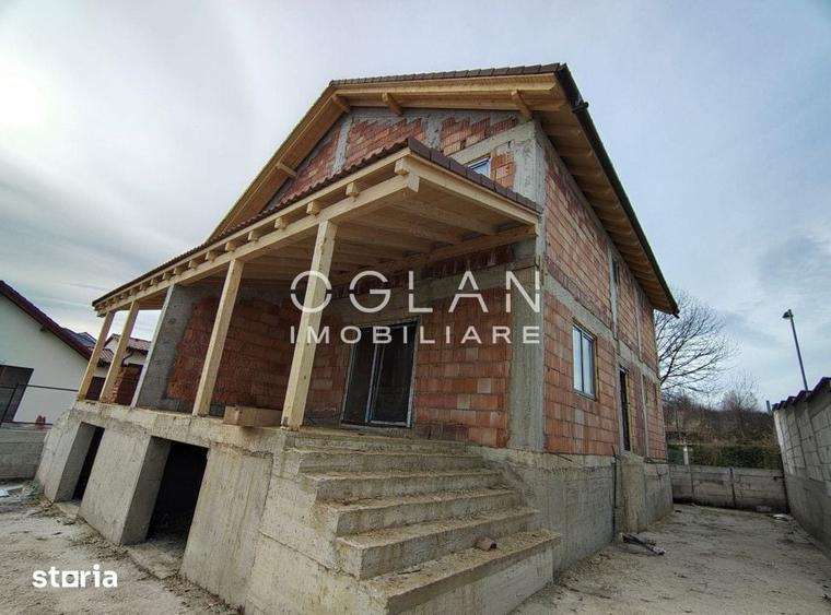 Casă cu 4 camere cu Teren 259 Mp în Tineretului