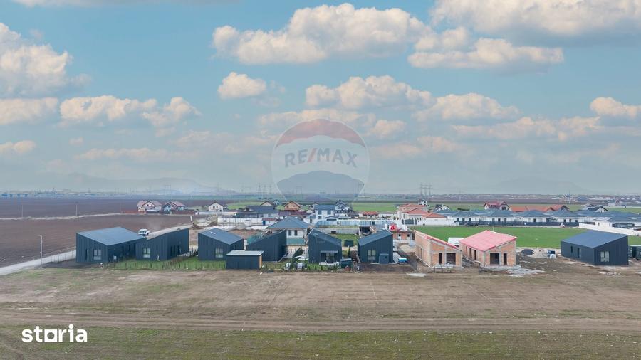 Casă cu 3 camere cu Teren 357 Mp în Hărman