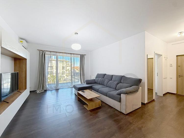 Apartament cu 2 camere semidecomandat, mobilat în Între Lacuri