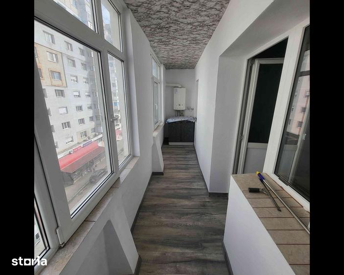 Apartament cu 3 camere decomandat în Letea