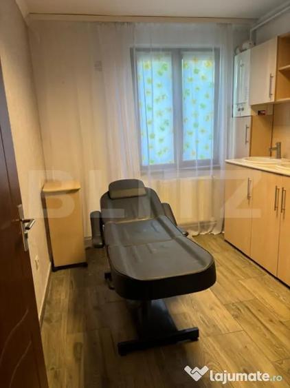Apartament cu 2 camere semidecomandat în 7 Noiembrie