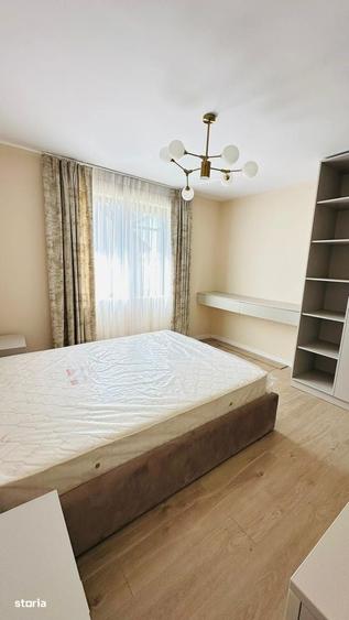 Casă cu 4 camere cu Teren 295 Mp în Central
