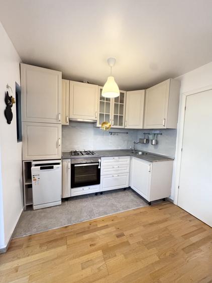 Duplex cu 4 camere cu Teren 250 Mp în Otopeni