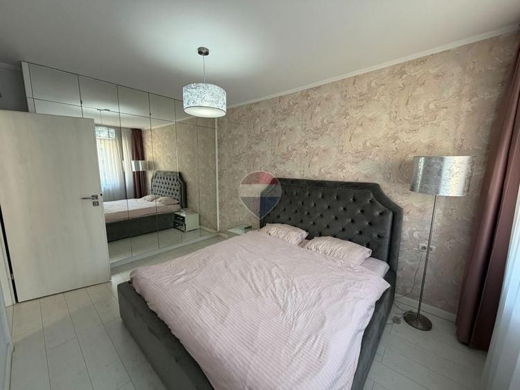 Apartament cu 2 camere decomandat, mobilat în Decebal